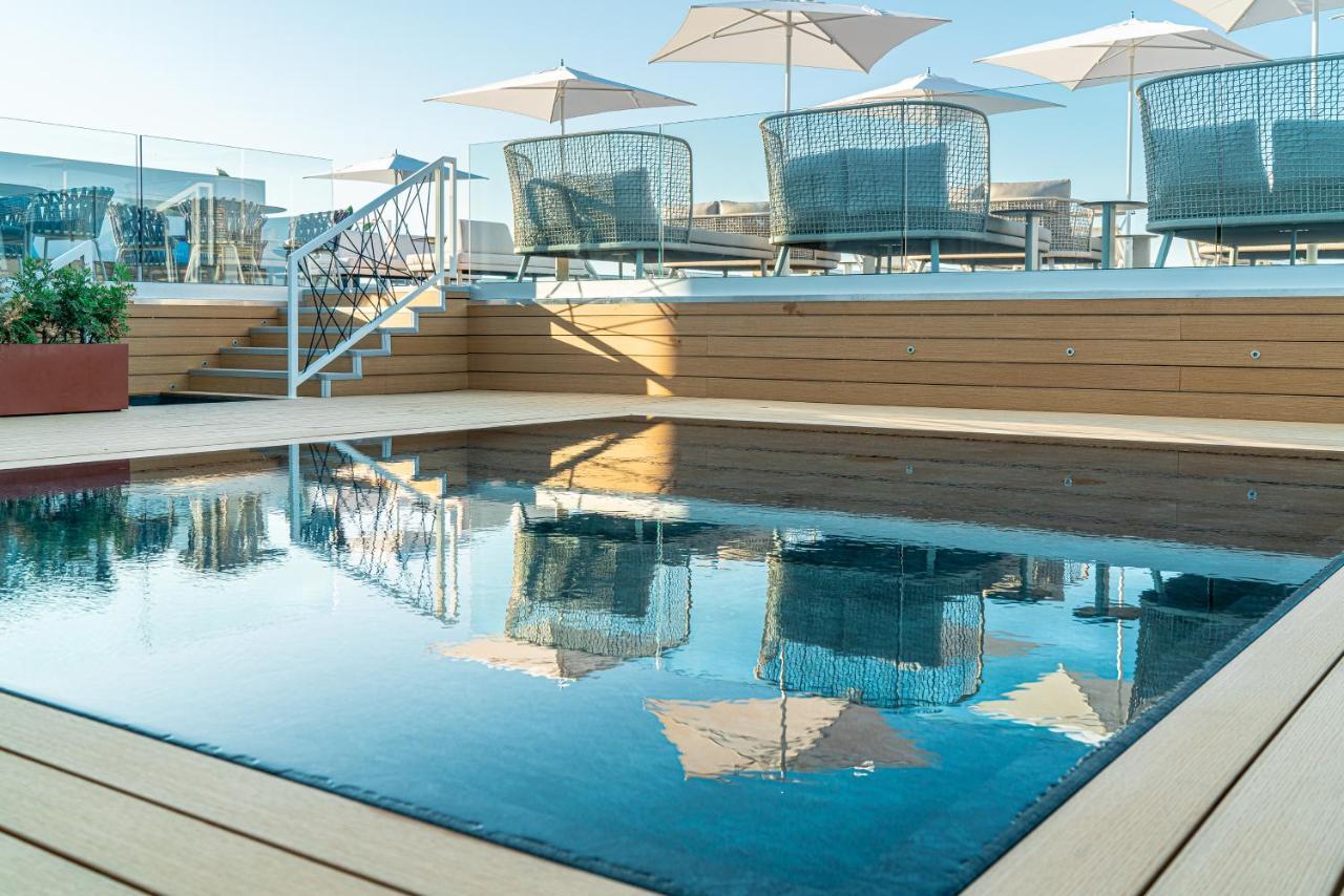 The One - & Hotel 5*